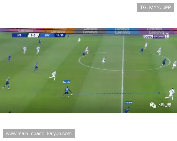 尤文图斯5-0克雷莫内塞，全面压制对手