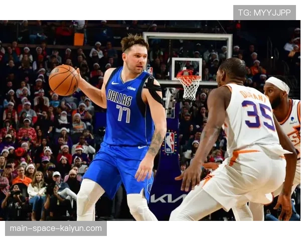 独行侠与太阳关键卡位战前瞻：东契奇与布克的无限单打对轰